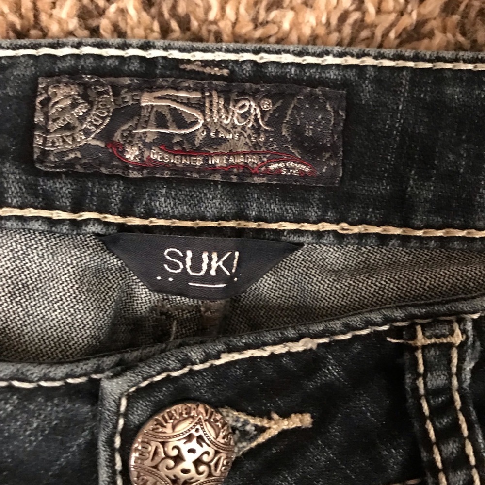 2 identical pairs of Silver suki blue jeans - Picture 5 of 12